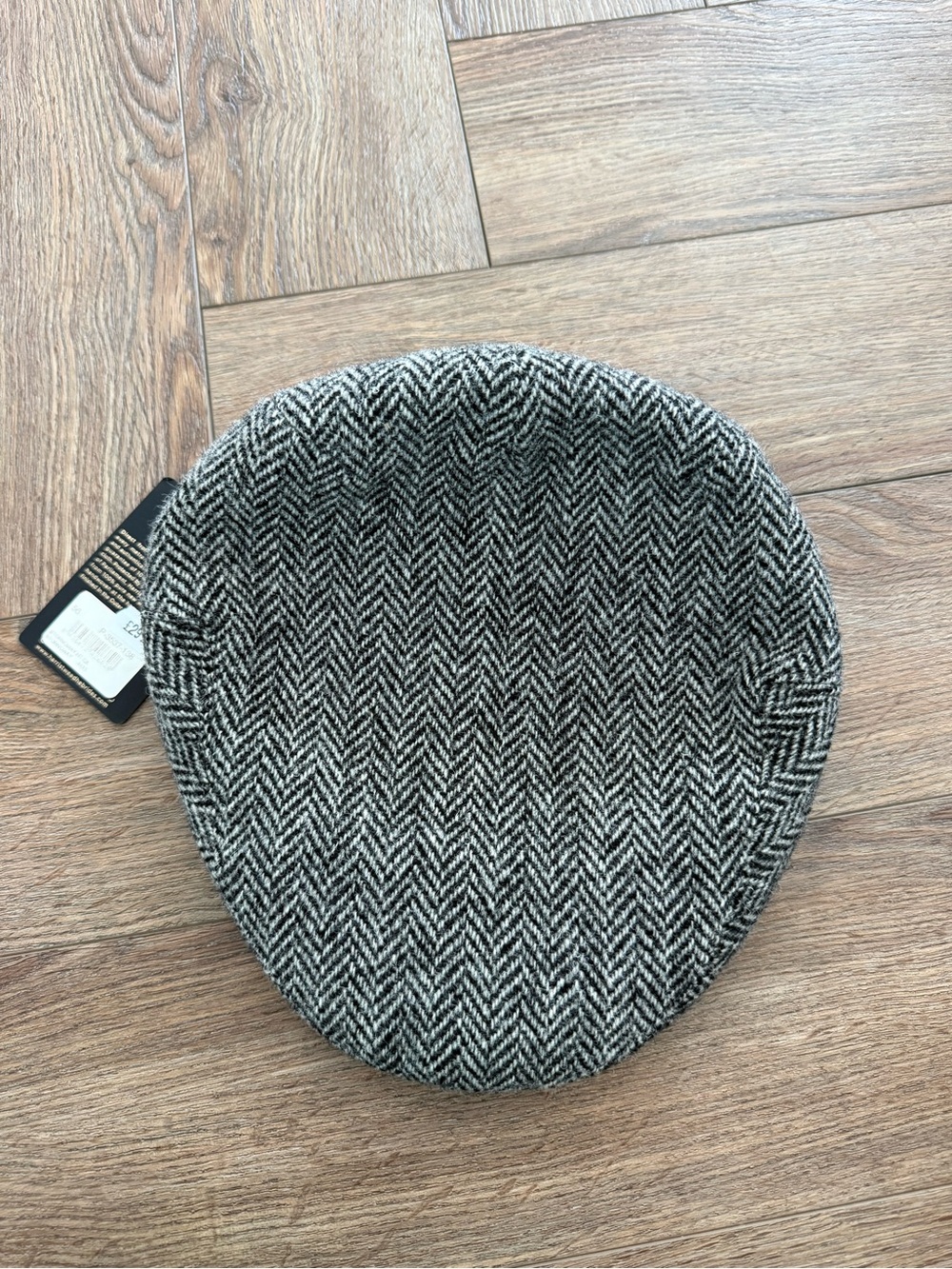 Kiltane Wool Tweed Driving Cap in Black & White - 56 cm